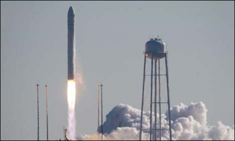 امریکا: نجی کمپنی کا راکٹ بین الاقوامی خلائی اسٹیشن روانہ