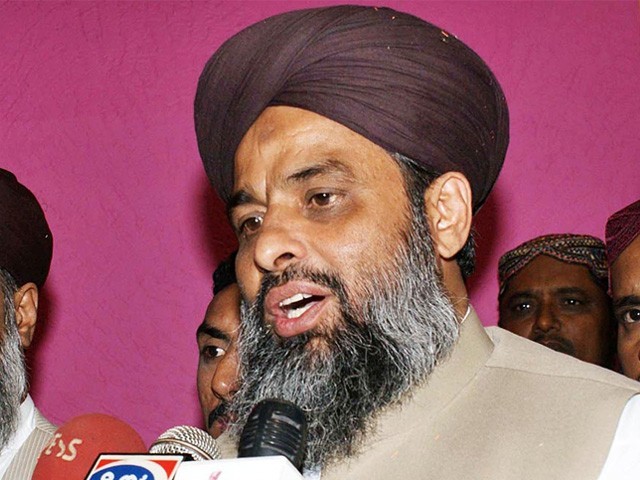 حکومت کا دہشت گردوں سے مذاکرات کی باتیں کرنا مضحکہ خیز ہے، ثروت اعجاز