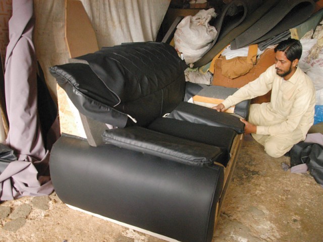 مہنگائی کے باعث آرائشی اشیا کی خریداری کے رجحان میں کمی