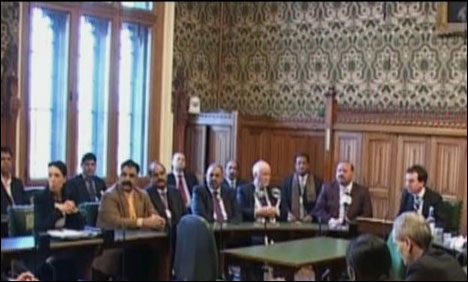 کیمرون بھارت پر مسئلہ کشمیر حل کر نے کیلئے دباؤ ڈالیں، اراکین پارلیمنٹ برطانیہ