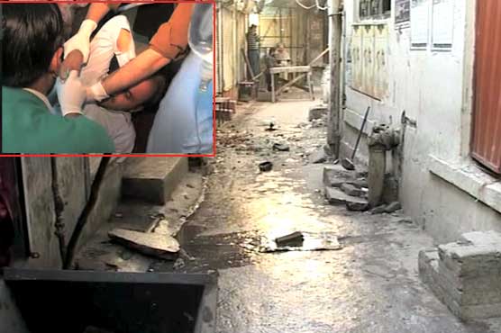 پشاور دھماکہ، خودکش حملہ آور کے اعضا مل گئے، دو زخمیوں کی حالت تشویشناک