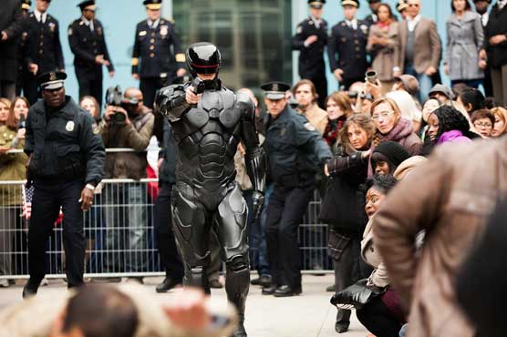 سائنس فکشن فلم ‘روبو کوپ’ کا لندن میں شاندار پریمیئر