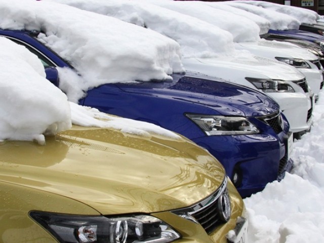 یورپ اور جاپان میں شدید برفباری سے نظام زندگی درہم برہم، 11 افراد ہلاک