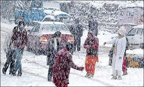 مالاکنڈ، ہزارہ، بلوچستان، گلگت بلتستان اور کشمیر میں ہر طرف برف ہی برف