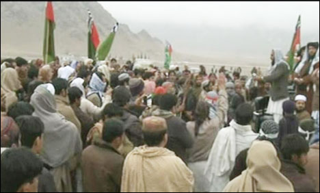 مستونگ: اہل سنت والجماعت کا احتجاج، کوئٹہ کراچی شاہراہ بند