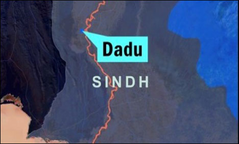 دادو: انڈس ہائی وے پر کوچ الٹنے سے 4 مسافر جاں بحق، 15 زخمی