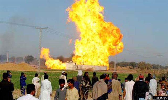 ڈیرہ مراد جمالی اور نصیر آباد میں 8 اور 24 انچ قطر کی گیس پائپ لائنیں تباہ