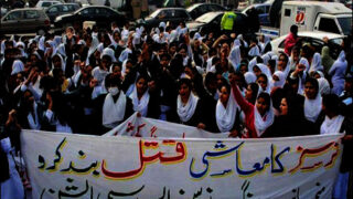 Nurses, Protest