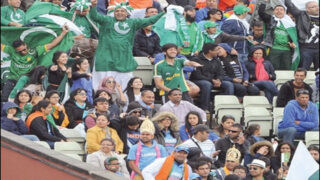 Bangladesh Onlookers