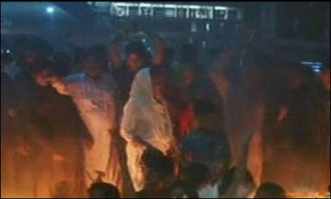 لاہور میں اچھرہ، مزنگ، اور سمن آباد کے رہائشیوں کا فیروز پور روڈ پر احتجاج