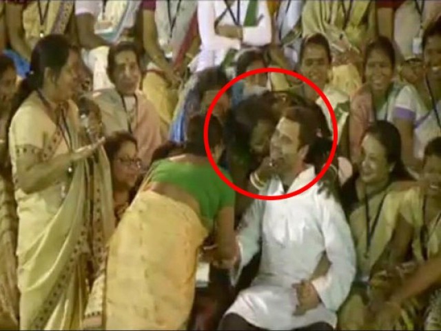 بھارت میں کانگریسی رہنما راہول گاندھی کا بوسہ لینے پر شوہر نے خاتون کو زندہ جلا دیا