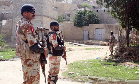 کراچی: عطا الرحمان گوٹھ میں کالعدم تنظیم کیخلاف رینجرز کا ٹارگٹڈ آپریشن