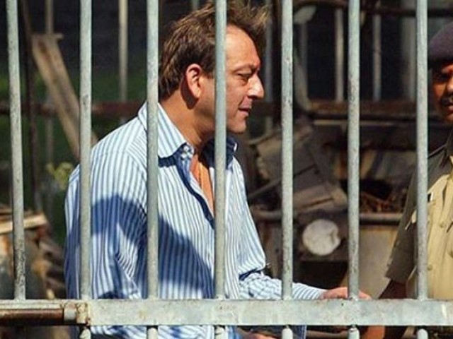 3 ماہ کا پیرول ختم ہونے پر سنجے دت جیل چلے گئے