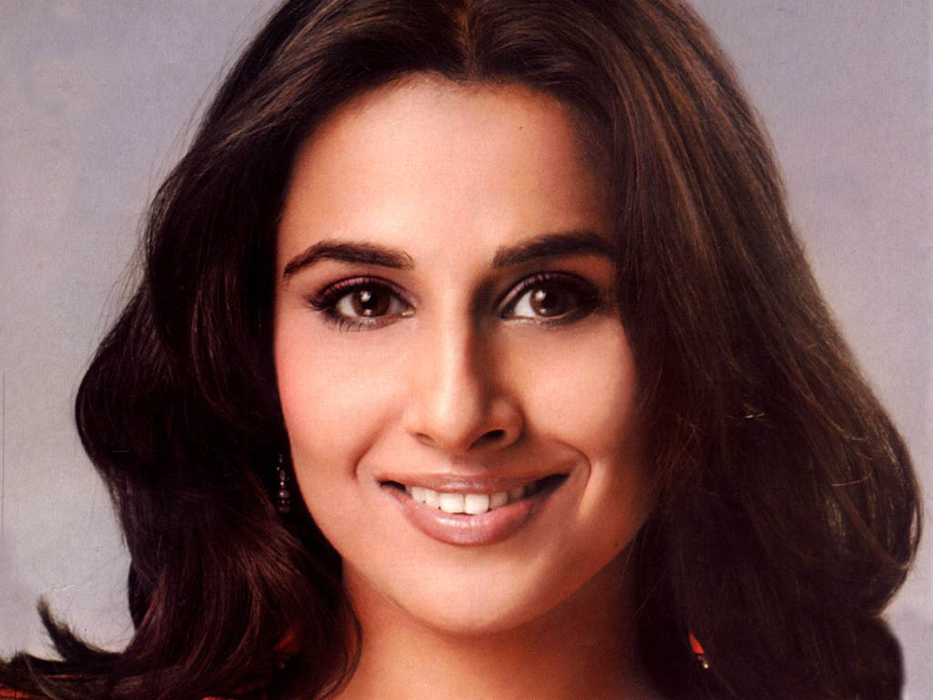 ودیا بالن آؤٹ کنگنارناوت’’درگا رانی سنگھ‘‘ کی ہیروئن بن گئیں