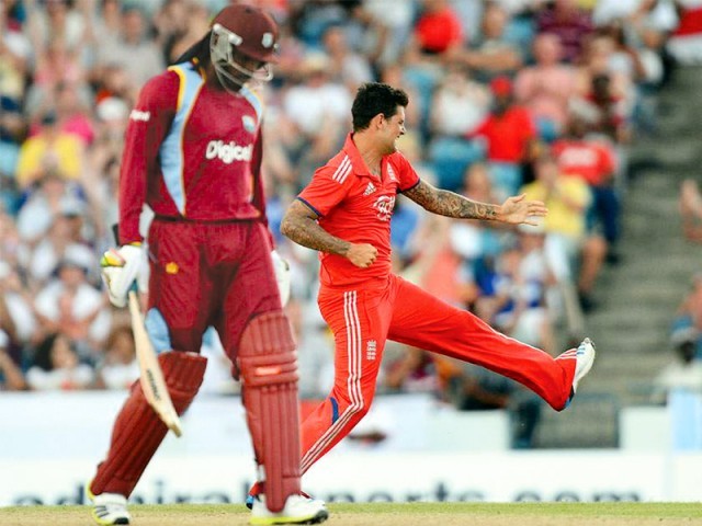 سیمی نے سماں باندھ دیا، ویسٹ انڈیز کوانگلینڈ کے خلاف 5 وکٹ سے فتح