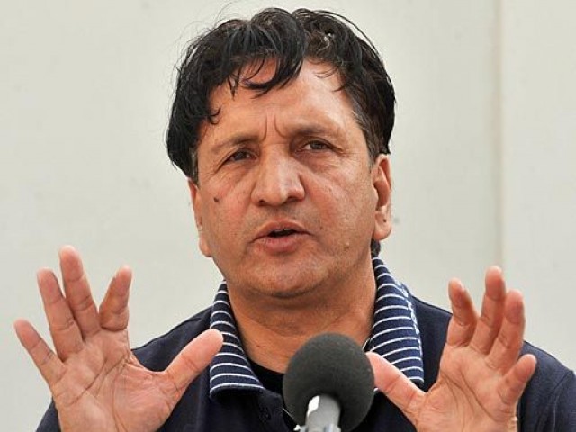 سیٹھی ٹیم کی شکست کے ذمے دار ہیں، کٹہرے میں لایا جائے، عبدالقادر