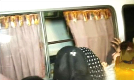 لاہور :نامعلوم افراد نے ماں بیٹی کو گلہ دبا کر ہلاک کردیا