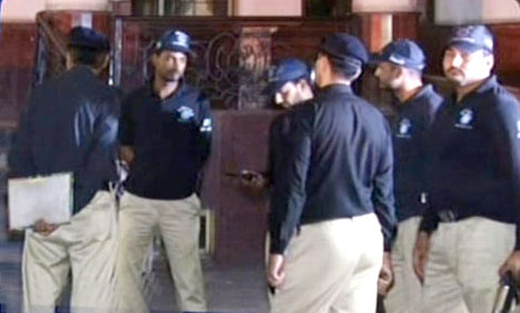 لاہورمیں مبینہ پولیس مقابلہ، ایک ڈاکو ہلاک، کانسٹیبل زخمی