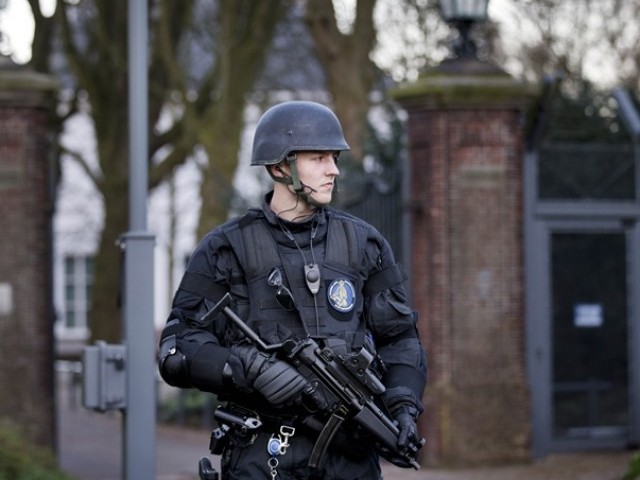 یوکرین کا روس کے حامی مسلح افراد کیخلاف آپریشن شروع