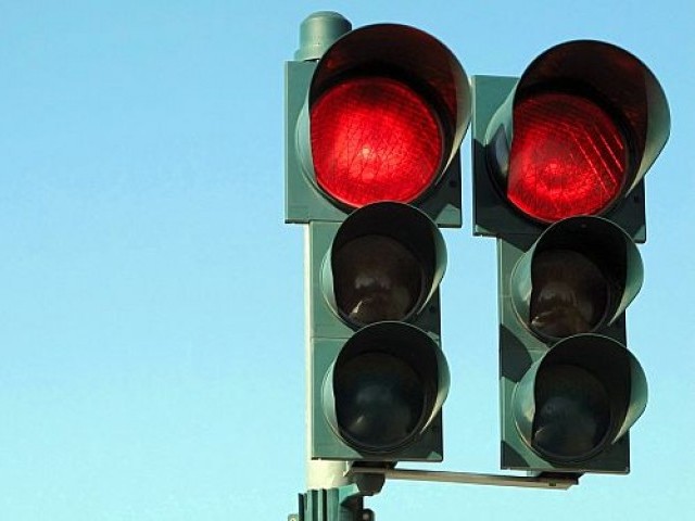 ٹریفک قوانین کی خلاف ورزی گناہ کبیرہ اور حرام ہے، سعودی مفتی اعظم کا فتویٰ