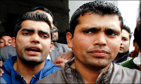 Umar Akmal, Kamran Akmal