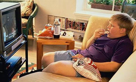 بچوں کا زیادہ ٹی وی دیکھنا تباہ کن ثابت ہو سکتا ہے، امریکی ماہرین