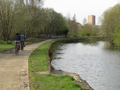 آبپاشی افسران و عملہ نہروں پر پٹرولنگ کا عمل تیز کرے۔ سیکرٹری آبپاشی