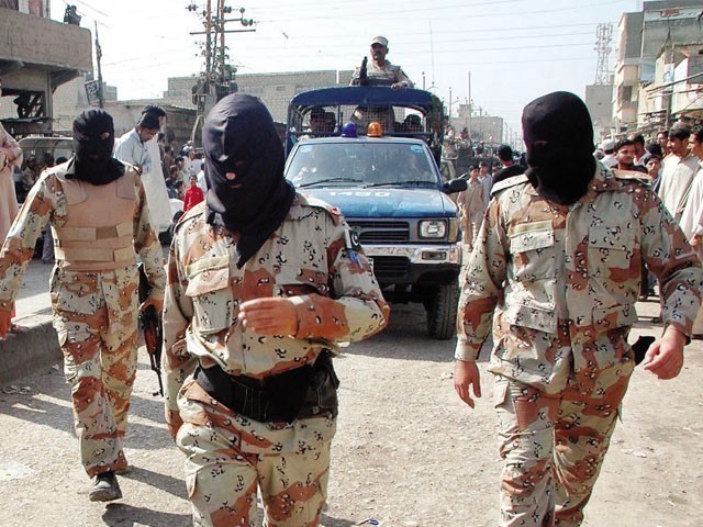 کراچی: رینجرز کی وردی میں ملبوس افراد 10 لاکھ  کاسامان لوٹ کرفرار