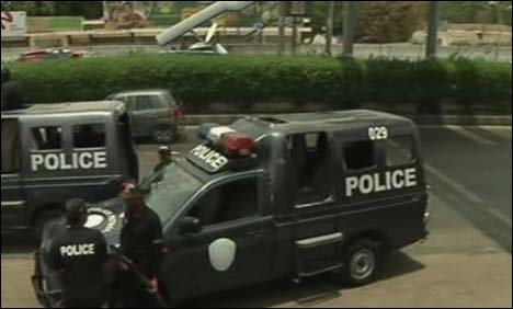 کراچی: ڈکیتی میں مزاحمت پر فائرنگ، نیوی اہل کار جاں بحق