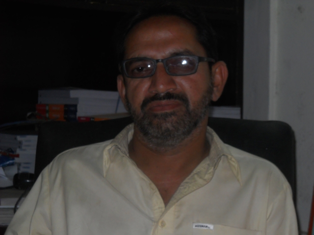 جھنگ شہر کی ذاتی بلڈنگ میں ایم سی پرائمری کے نام سے سکول  کام کر رہا ہے:  ناظم صادق مجید