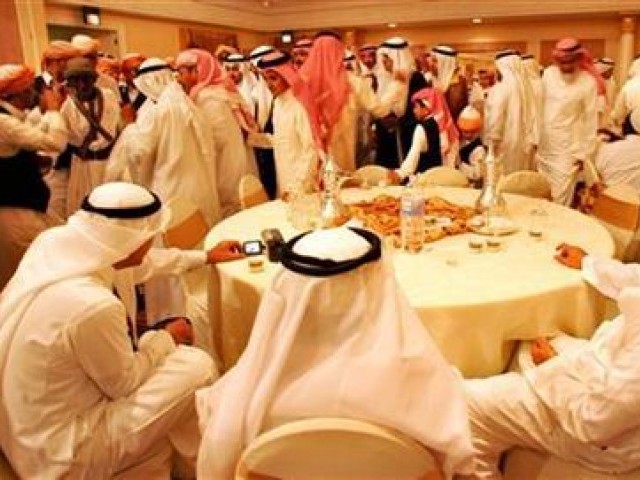 سعودی عرب کی مذہبی پولیس کا اہلکار مخلوط محفل میں شرکت پر فارغ، مقدمہ درج