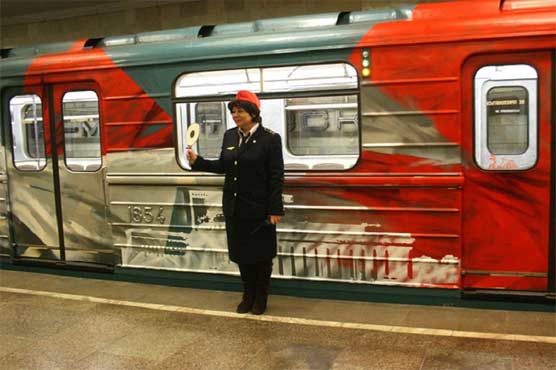 سائبیریا میں اشعار سنا کر ریل کا مفت سفر کریں