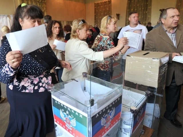 یوکرین کے مشرقی صوبوں میں ملک سے علیحدگی کیلئے ریفرنڈم کا انعقاد