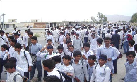 سندھ: اسکولوں اور کالجز میں موسم گرما کی تعطیلات یکم جون سے ہونگی