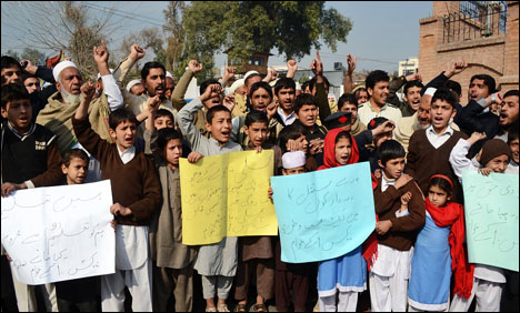 ملک بھر میں شدید گرمی کے ساتھ طویل لوڈ شیڈنگ