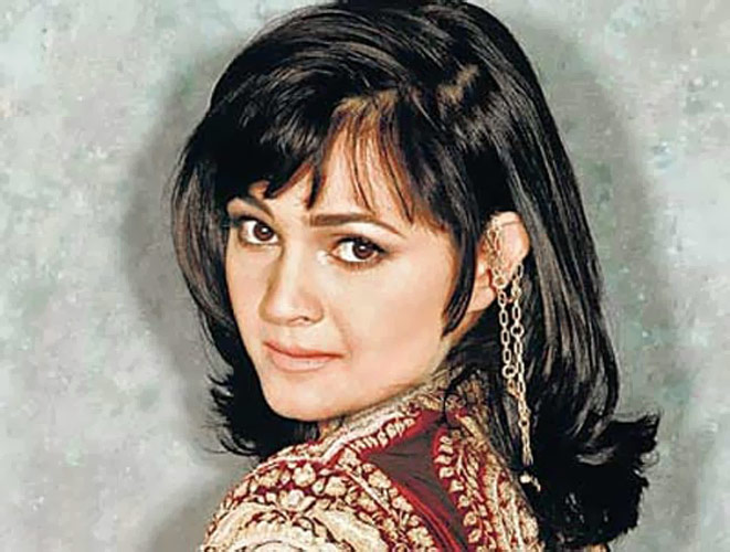 ملکہ ترنم نور  جہاں کے انداز گائیکی  سے متاثر  ہوں،  الیشا چنائے