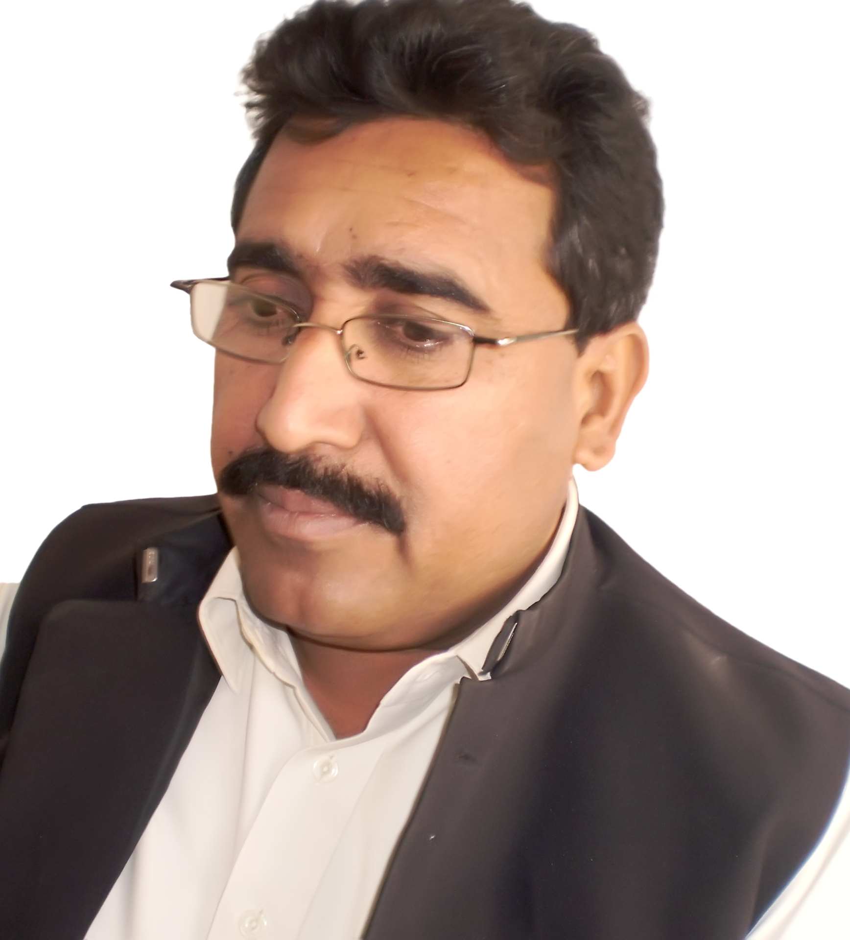 ایم ایس کروڑ اور عملہ ہسپتال کا ایم این اے صاحبزادہ فیض الحسن کو خراج تحسین