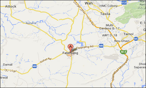 فتح جنگ خود کش حملے میں دو لیفٹیننٹ کرنل سمیت پانچ افراد شہید