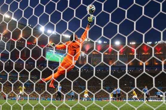 فٹبال ورلڈ کپ، کوسٹاریکا اور ہالینڈ نے کوارٹر فائنل میں جگہ بنا لی