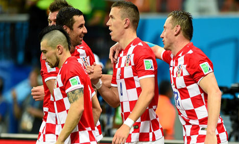 فٹبال ورلڈ کپ: کروشیا نے کیمرون کو0 -4 سےشکست دے دی