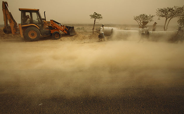 ملک بھر میں گرم ہواؤں اور شدید گرمی کا راج