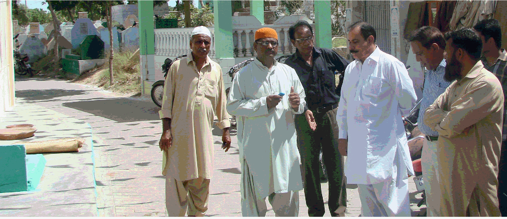 شب برات سے قبل قبرستانوں میں جاری انتظامات مکمل کئے جائیں ،علاقائی سطح پر صفائی وستھرائی کے انتظامات بہتر بنا ئے جائیں :عمران اسلم