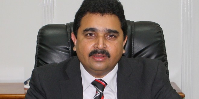 جذباتی  فیصلوں کے متحمل نہیں  ہو سکتے:  کامران مائیکل