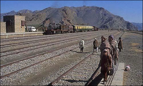 شمالی وزیرستان آپریشن،  خیبر پختونخوا کے ریلوے اسٹیشنز کی سیکیورٹی ہائی الرٹ