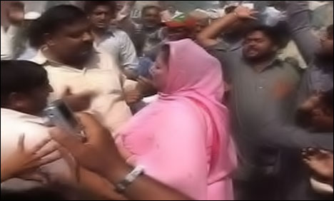 ایم پی اے نگہت انتصارکے بیٹے، بھتیجے سمیت 28 کارکنوں کیخلاف مقدمہ