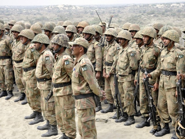 ملتان اور ڈی جی خان میں دہشتگردی کا خدشہ، اہم مقامات پر پاک فوج تعینات