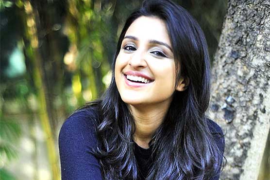 پری نیتی چوپڑا نے ٹویٹر پر اپنی ہم عصر اداکاراؤں کو پیچھے چھوڑ دیا