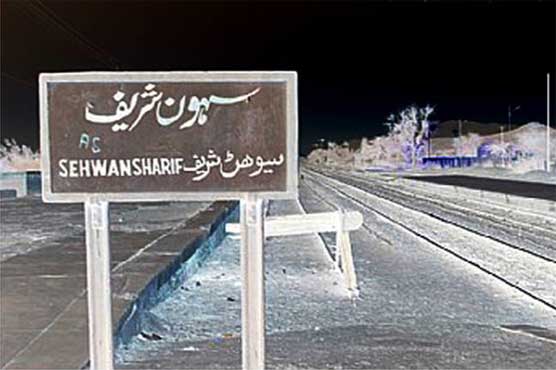 سیہون شریف: گرمی سے تین روز میں 60 زائرین جاں بحق ہو گئے