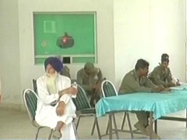 بھارت نے سکھ یاتریوں کو بذریعہ ٹرین پاکستان جانے سے روک دیا