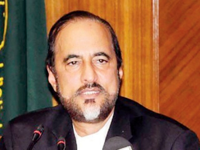 مقابلے کی فضا کیلئے نئے حج آپریٹرز کو موقع ملنا چاہئے، بابر اعوان